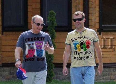 Американский политолог Уильям Данкерли говорит, что PR-агентство Бориса Березовского давало «до ста тысяч долларов» западным рок-звездам за поддержку политдеятельш из Pussy Riot 260949